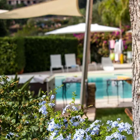 Il Mirto فندق مبيت وإفطار إمبيريا