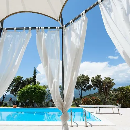 Il Mirto فندق مبيت وإفطار 4*