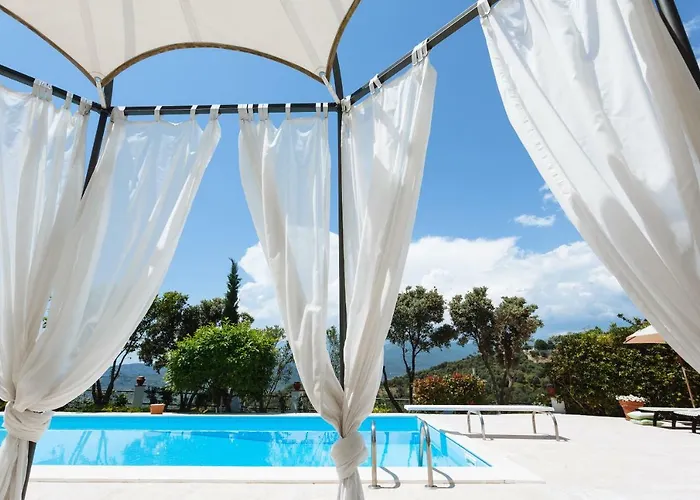 Il Mirto Bed & Breakfast 4*